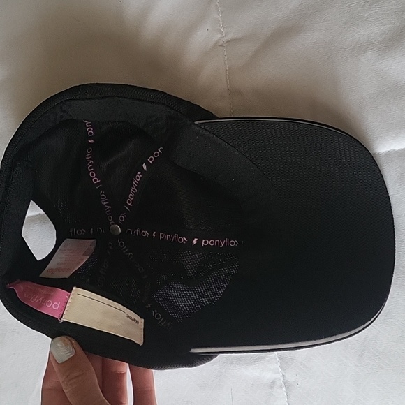 Ponyflo Kids (or small heads!) Hat - Picture 8 of 10